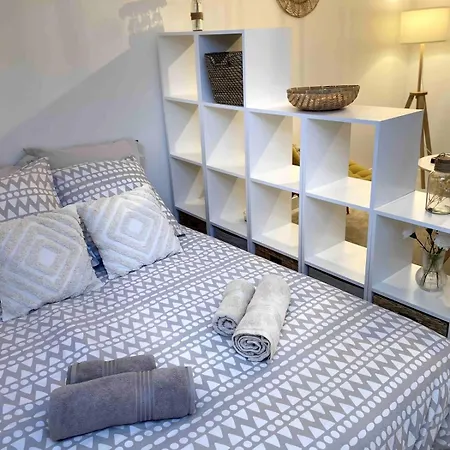 Cosy Centre De Apartment